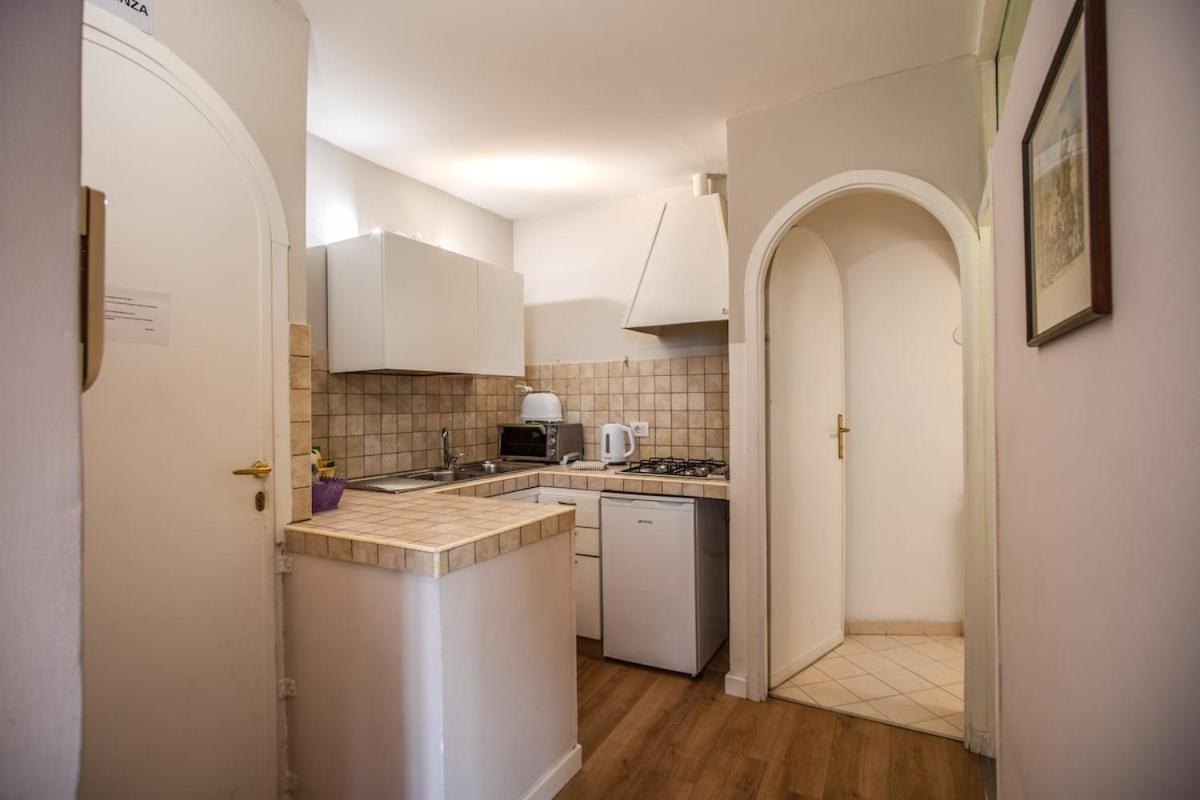 Cappellari Campo Dei Fiori Int 3 Appartamento Roma